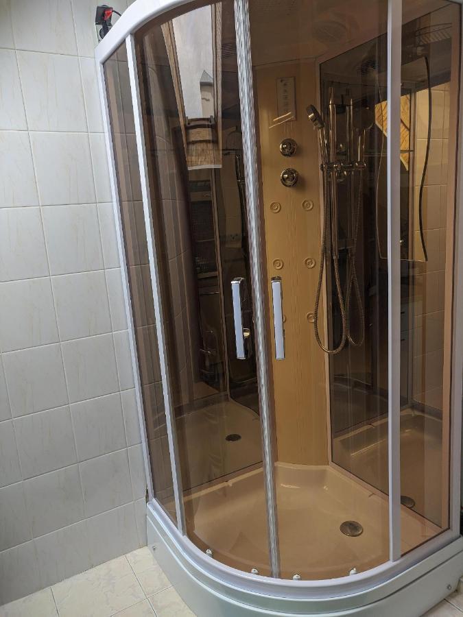 Guest House Nika - Cottages And Rooms In The Heart Of Palanga City Center 外观 照片