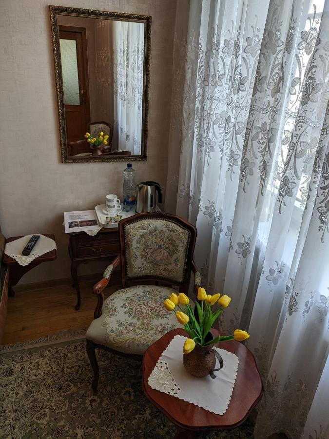 Guest House Nika - Cottages And Rooms In The Heart Of Palanga City Center 外观 照片