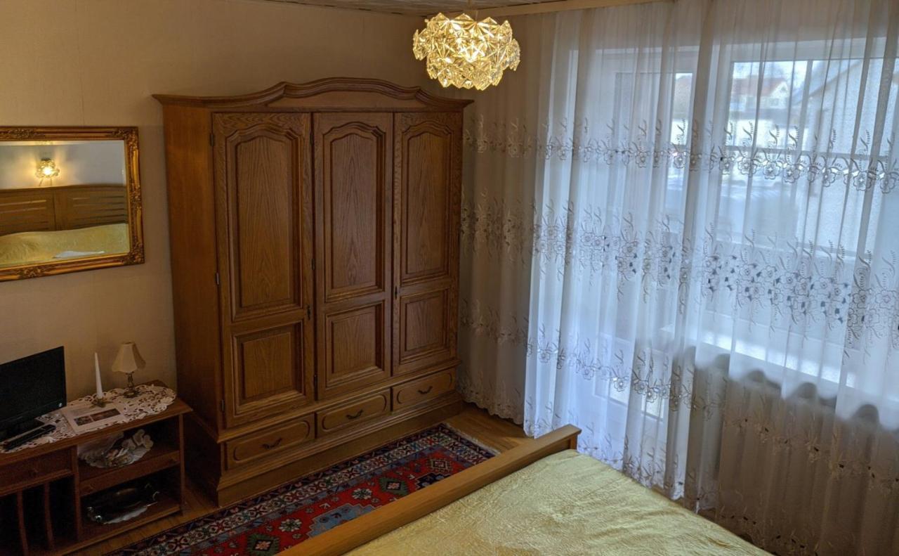 Guest House Nika - Cottages And Rooms In The Heart Of Palanga City Center 外观 照片